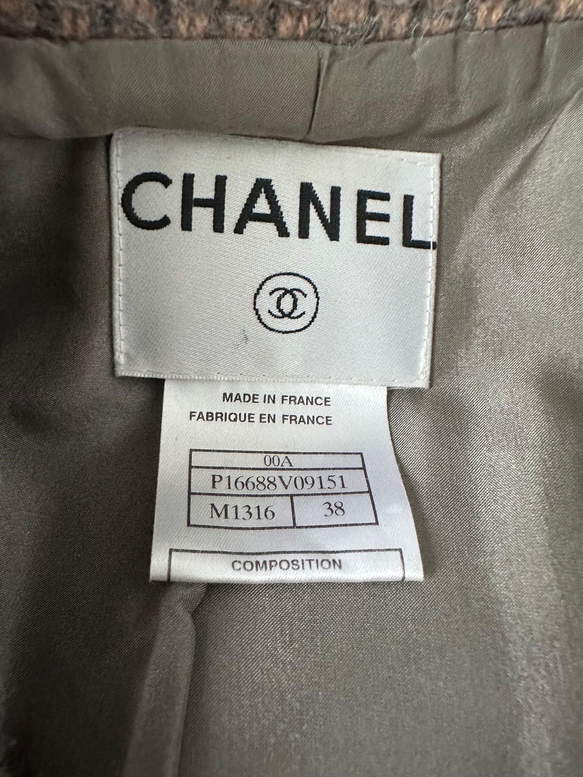 Chanel Runway Coat 00A Gold Beige Sequins Tweed Wool Long Jacket