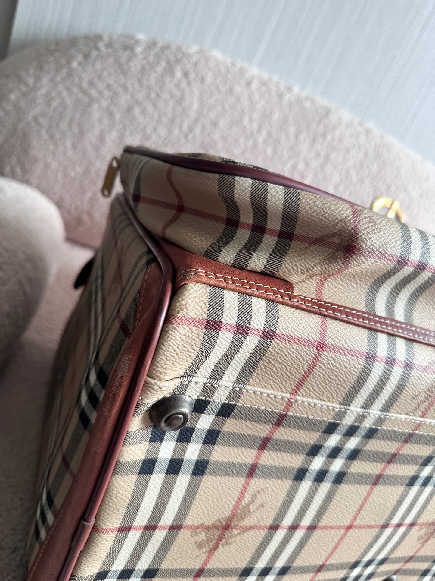 Burberry XXL Carry On Luggage Carrier Duffle Bag