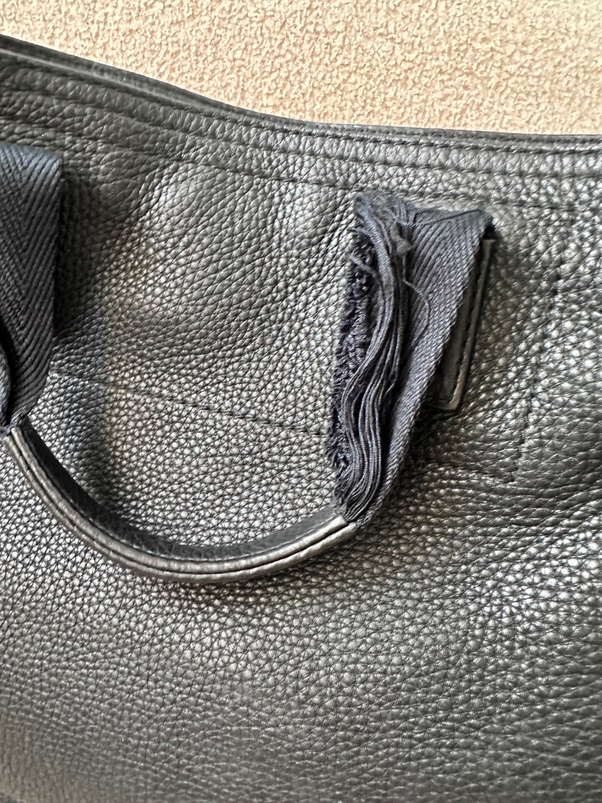YSL Oversized Full Leather Extra Large Travel Tote YVES SAINT LAURENT