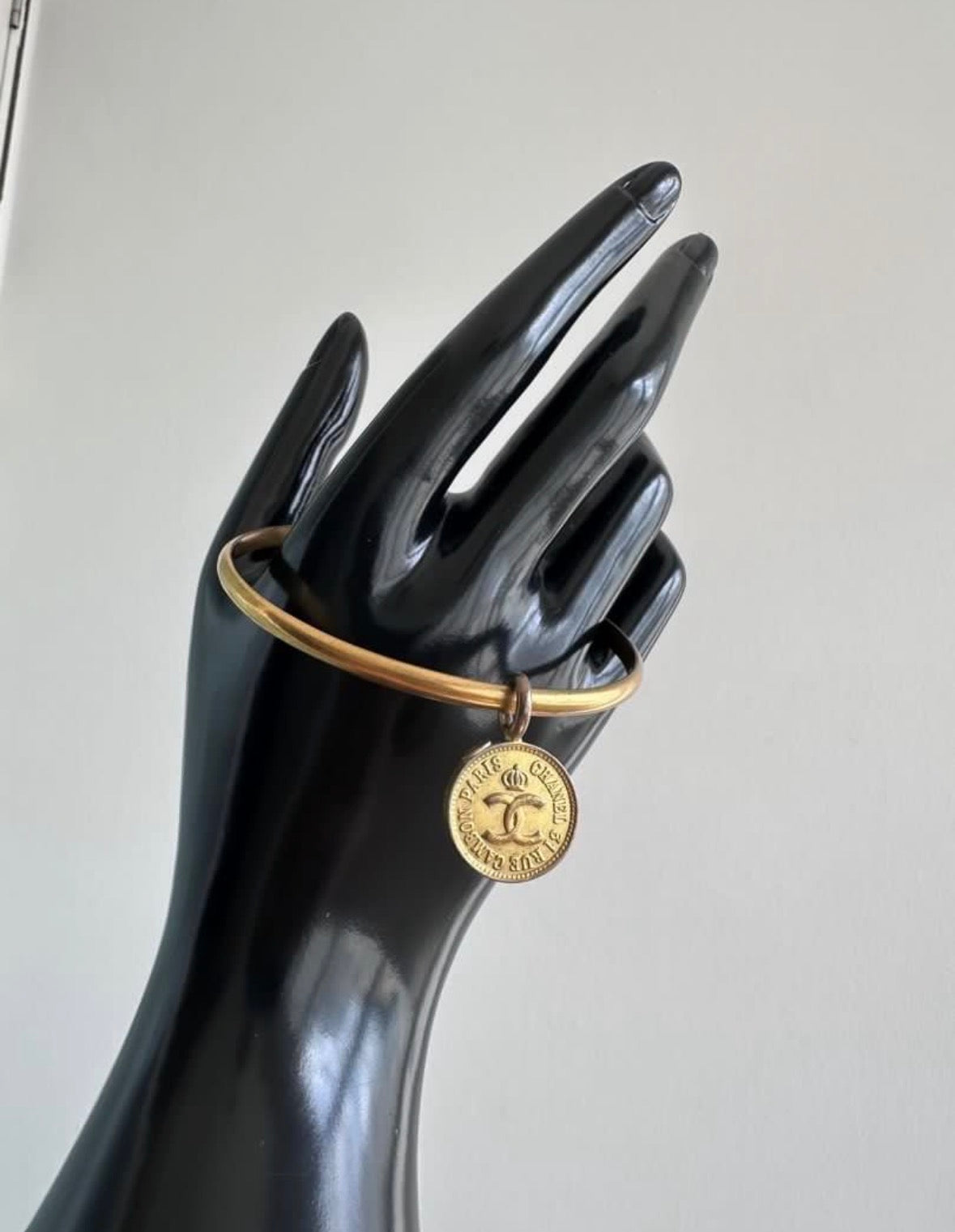 Chanel 1885 Vintage 24K Gold Paris Coin Medallion Charm Bangle Bracelet