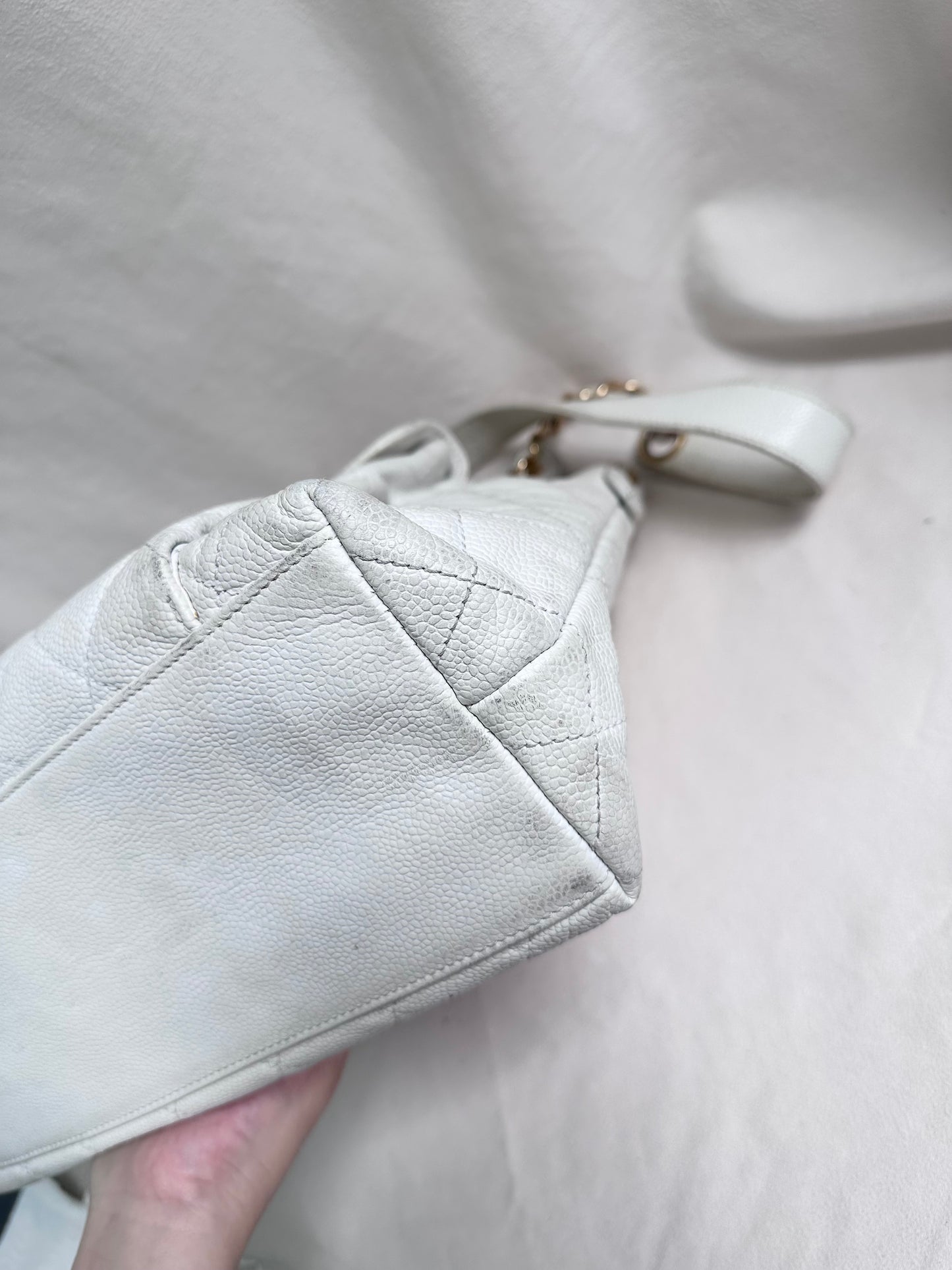 Chanel Caviar Quilted Hobo Shoppers Tote Bag - White / 24K Gold Plated Hardware