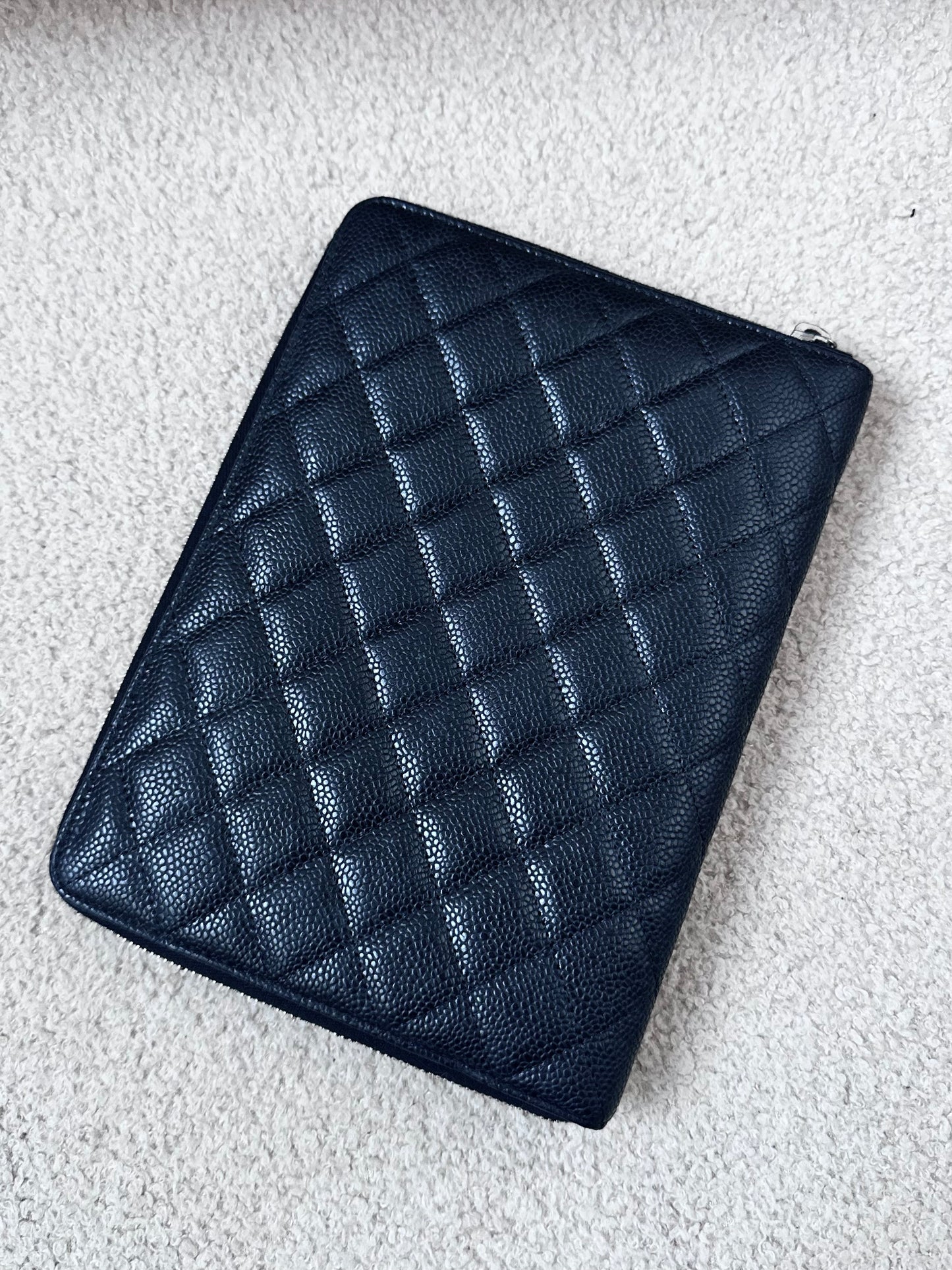RARE Chanel Caviar Quilted Zip Around Organiser Agenda Large Clutch