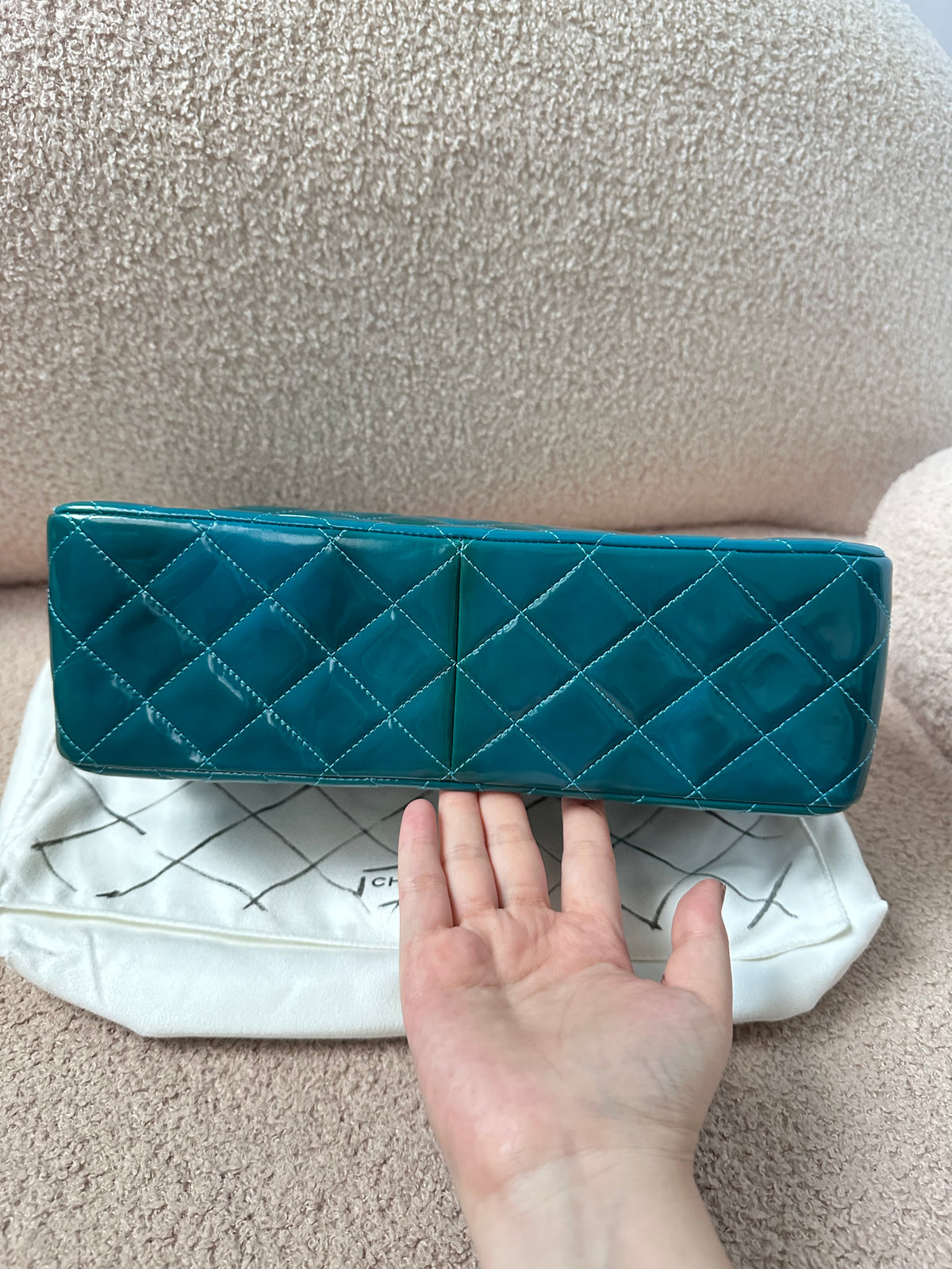 Chanel Jumbo Patent Quilted Classic Flap Bag
