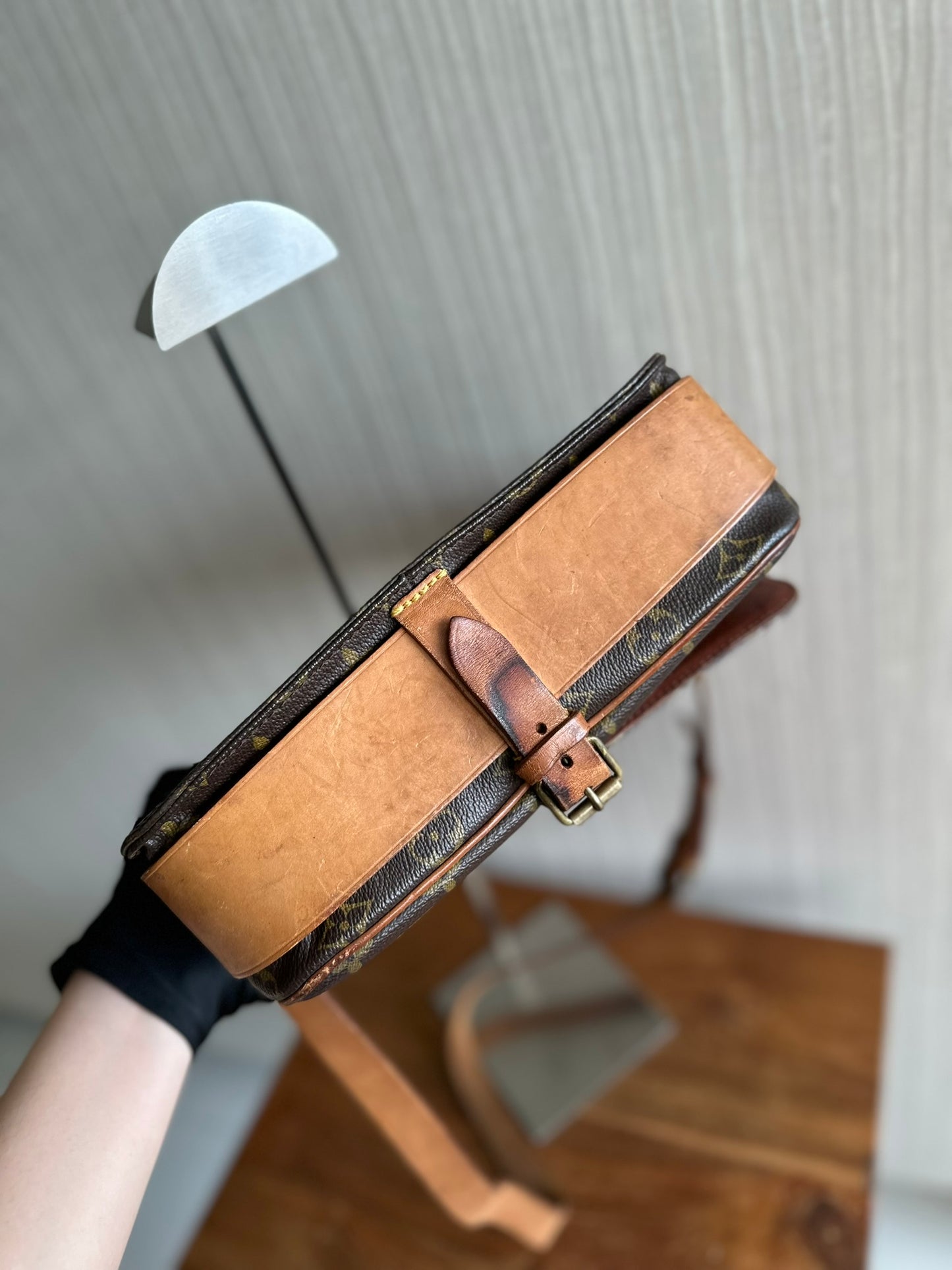 Louis Vuitton  Cartouchiere GM Messenger Crossbody Bag Brown Monogram