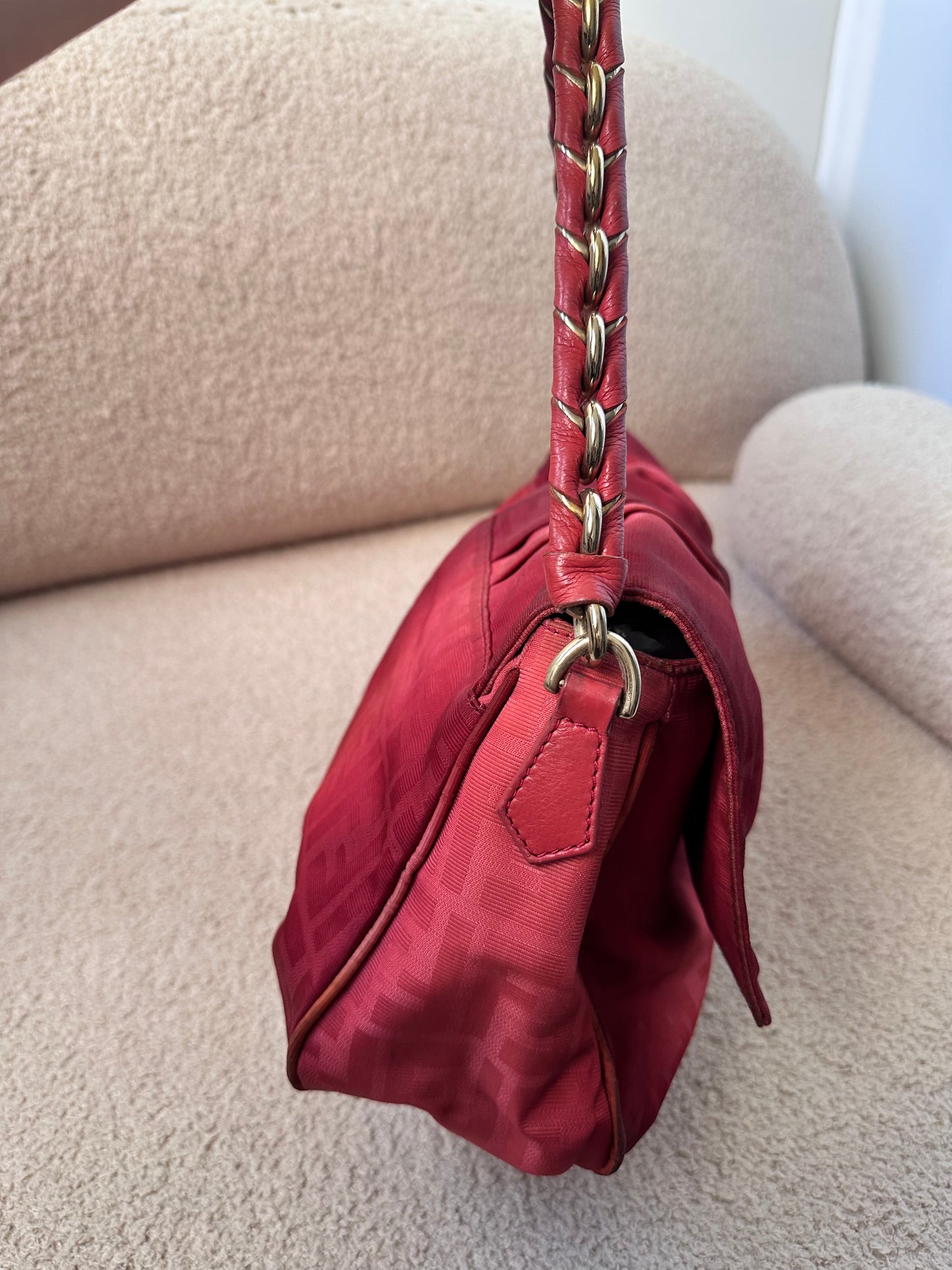 Fendi Mamma Baguette Red Fabric / Gold FF Hardware