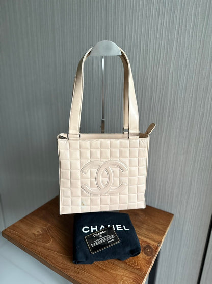 Chanel Vintage Beige Chocolate Bar Shoulder Tote Bag