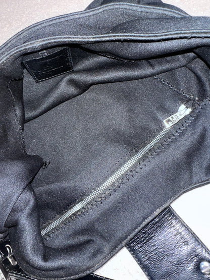 Fendi FF Baguette Hobo Black