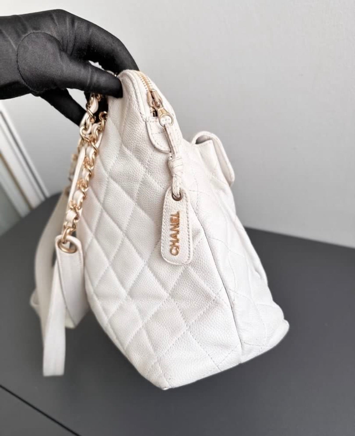 Chanel Caviar Quilted Hobo Shoppers Tote Bag - White / 24K Gold Plated Hardware