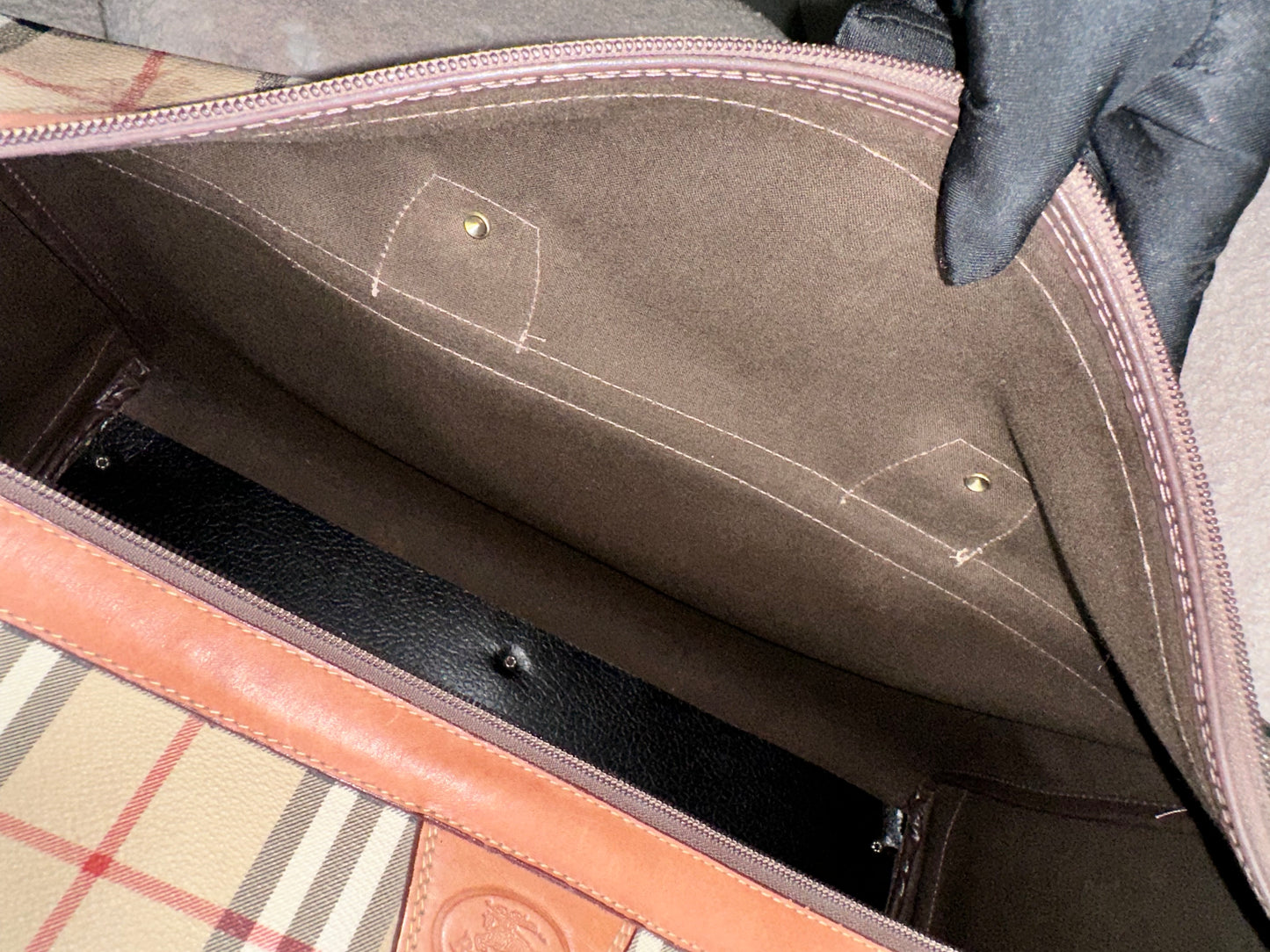 Burberry XXL Carry On Luggage Carrier Duffle Bag