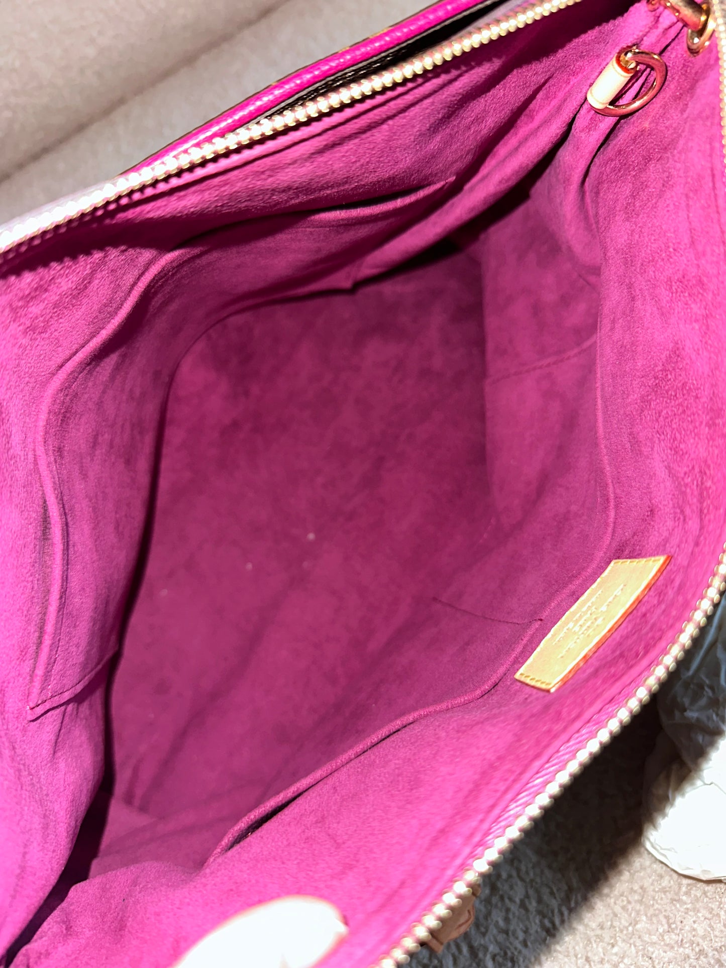 Louis Vuitton Monogram Pallas MM Tote Bag - Rose Fuchsia