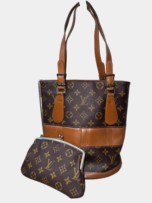 Louis Vuitton Bucket Bag USA Monogram Canvas Wth Pouch