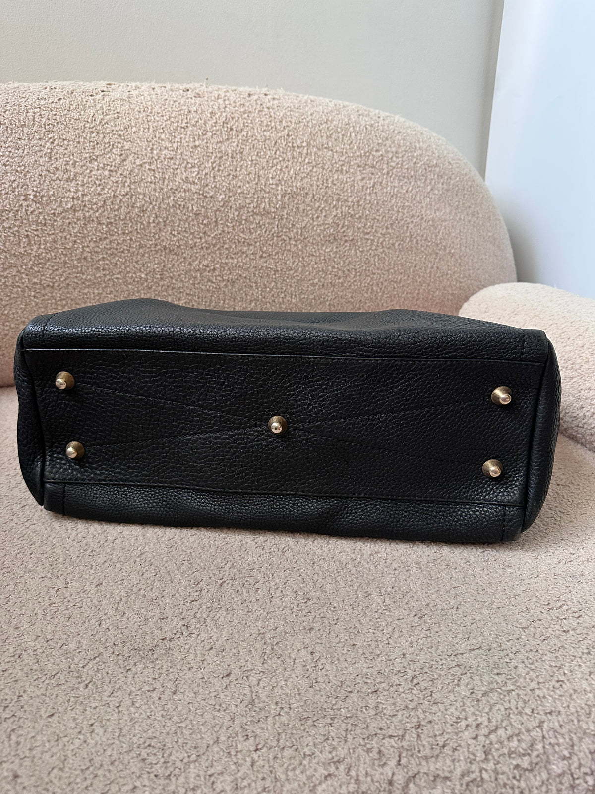 YSL Oversized Full Leather Extra Large Travel Tote YVES SAINT LAURENT