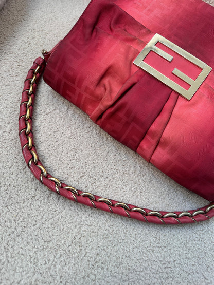 Fendi Mamma Baguette Red Fabric / Gold FF Hardware