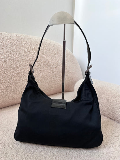 Fendi FF Baguette Hobo Black