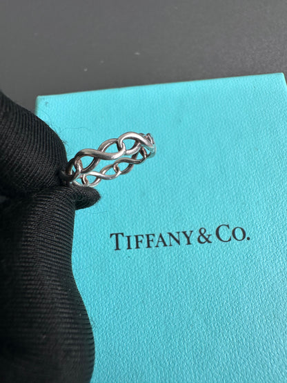 Tiffany & Co Fine Jewellery 925 Silver Infinity Narrow Band Ring