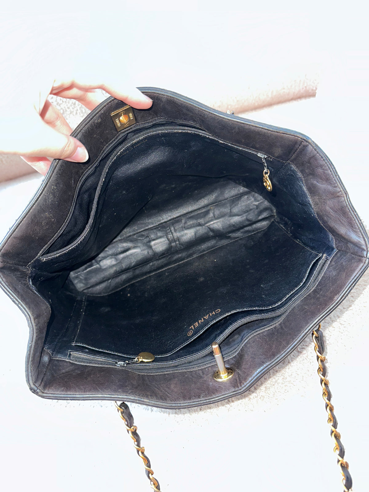 Chanel Black Vintage Quilted Chain Tote Bag 24K Gold Hardware