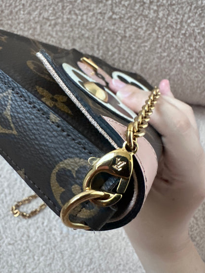 Louis Vuitton Limited Edition Valentine Dog Pochette Felicie Crossbody Bag - Monogram / Rose Ballerine
