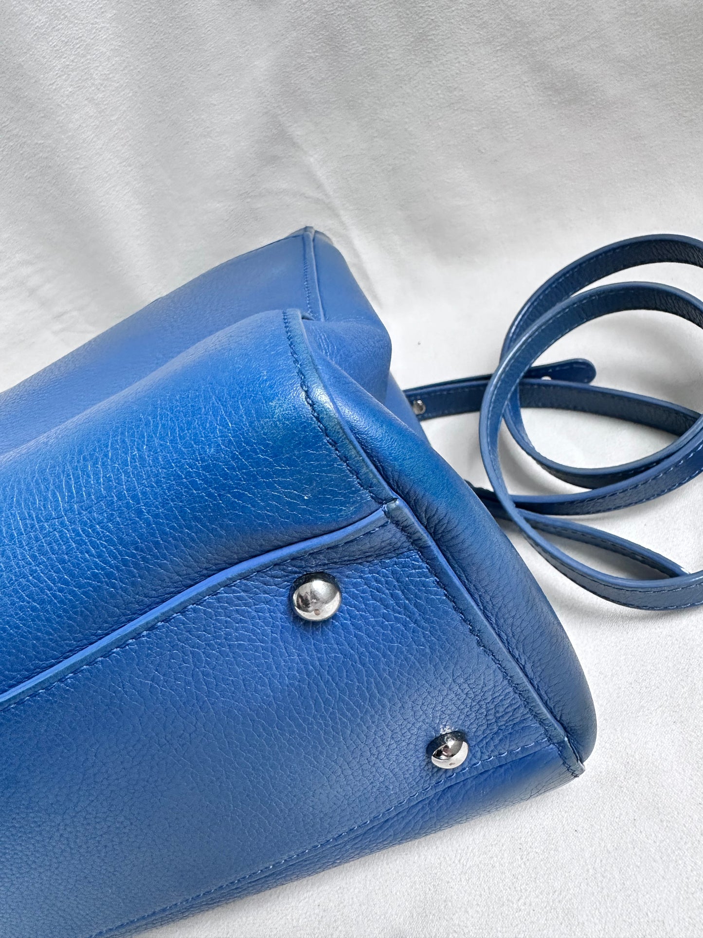 Chanel Cerf Executive Tote - Blue Calf Leather