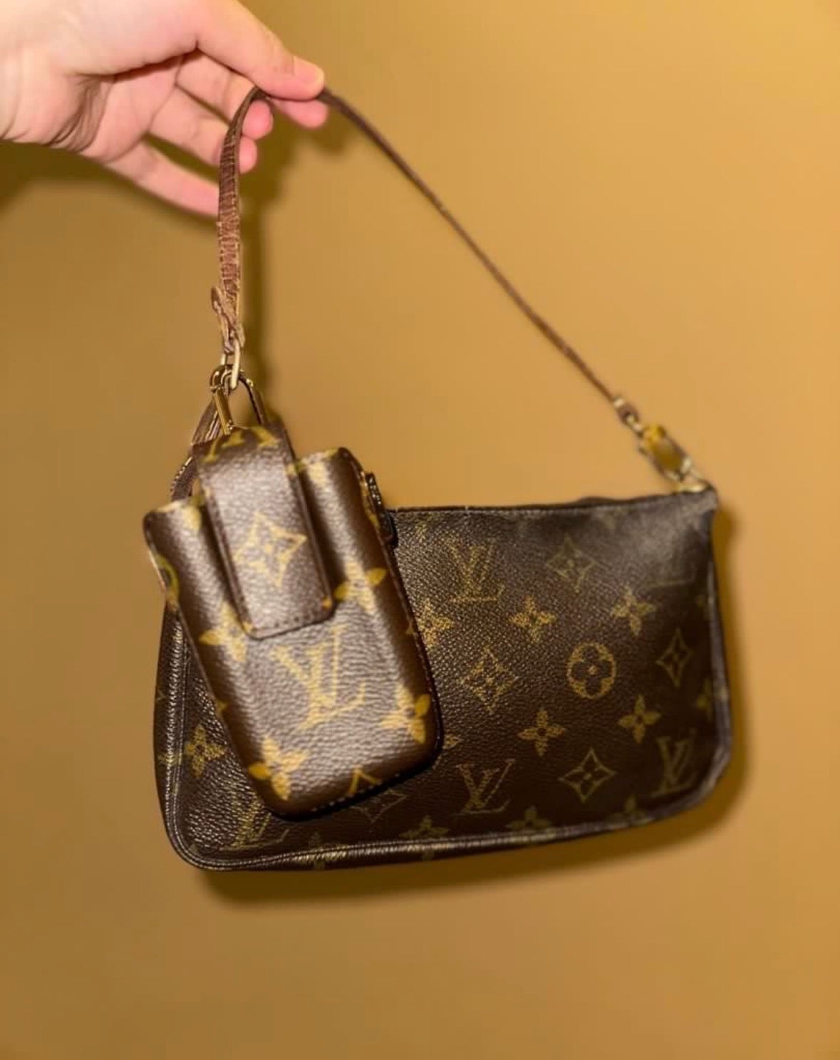 Louis Vuitton Monogram Phone Earpods Holder / Bag Charm / Key Chain