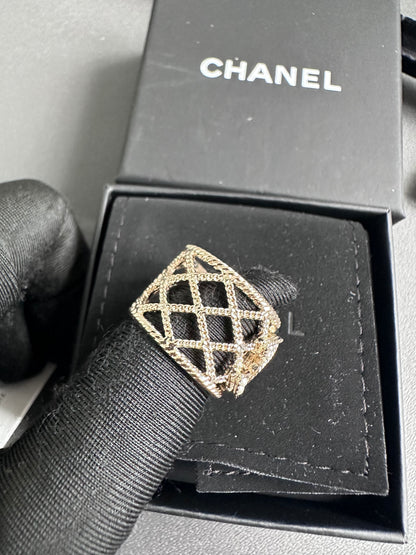 Chanel CC Pearl Mesh Ring Light Gold Hardware