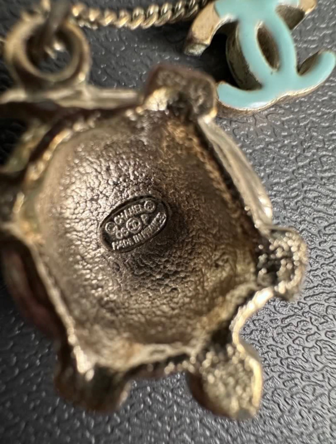 Rare Chanel 2008 Ribbon Turtle CC Icon Necklace Pendant