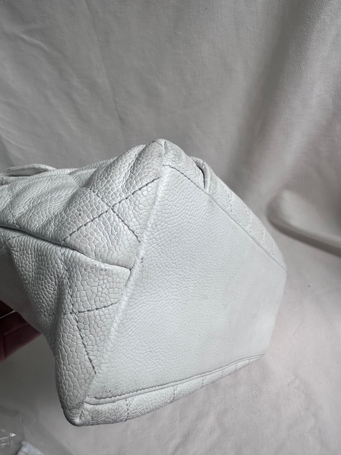 Chanel Caviar Quilted Hobo Shoppers Tote Bag - White / 24K Gold Plated Hardware