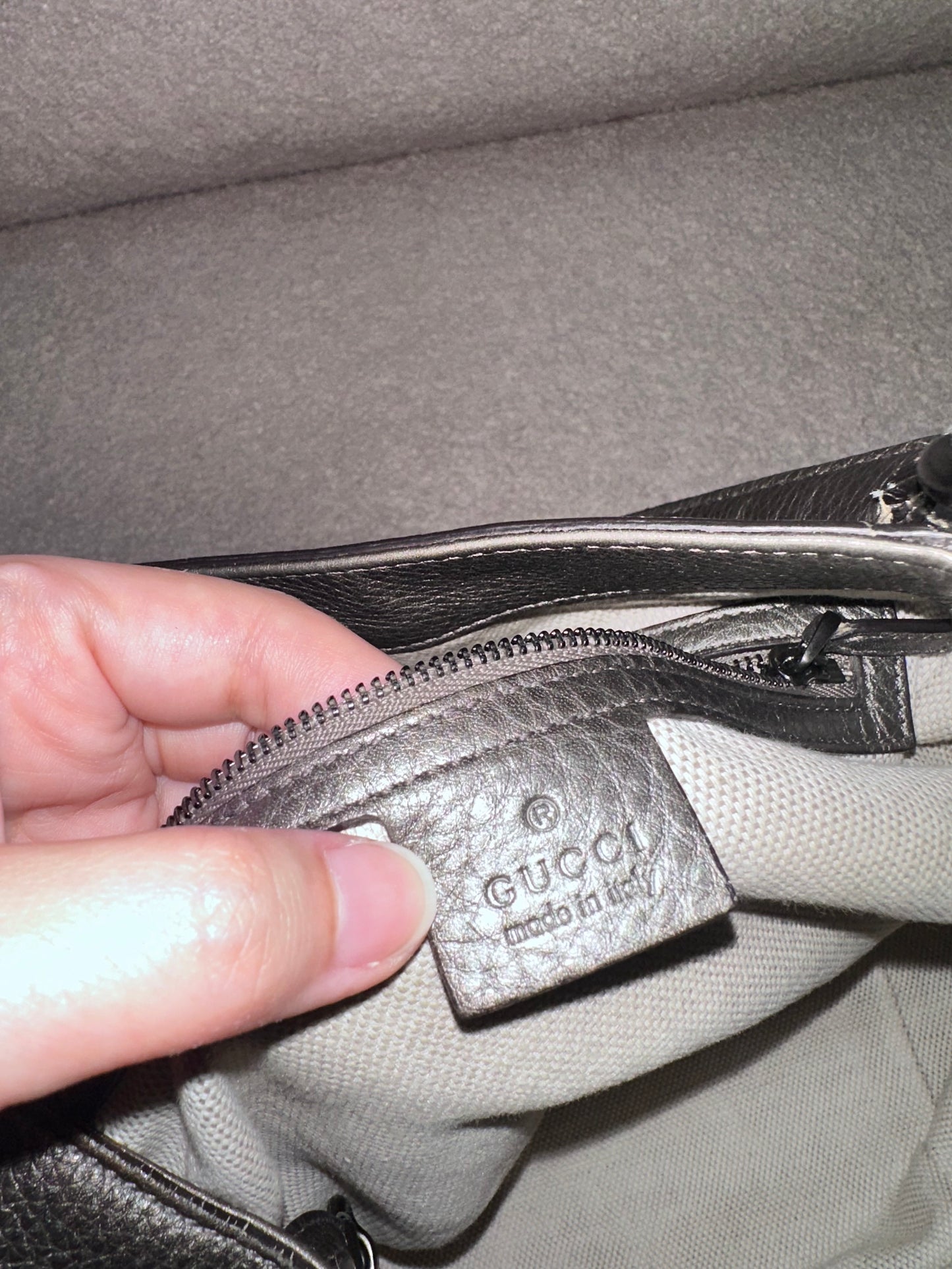 Gucci Large Soho Hobo Shoulder Bag Metallic Grey
