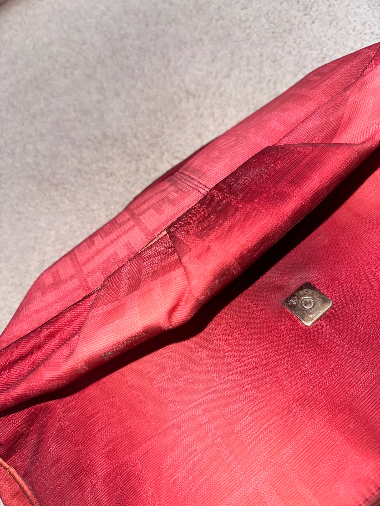 Fendi Mamma Baguette Red Fabric / Gold FF Hardware