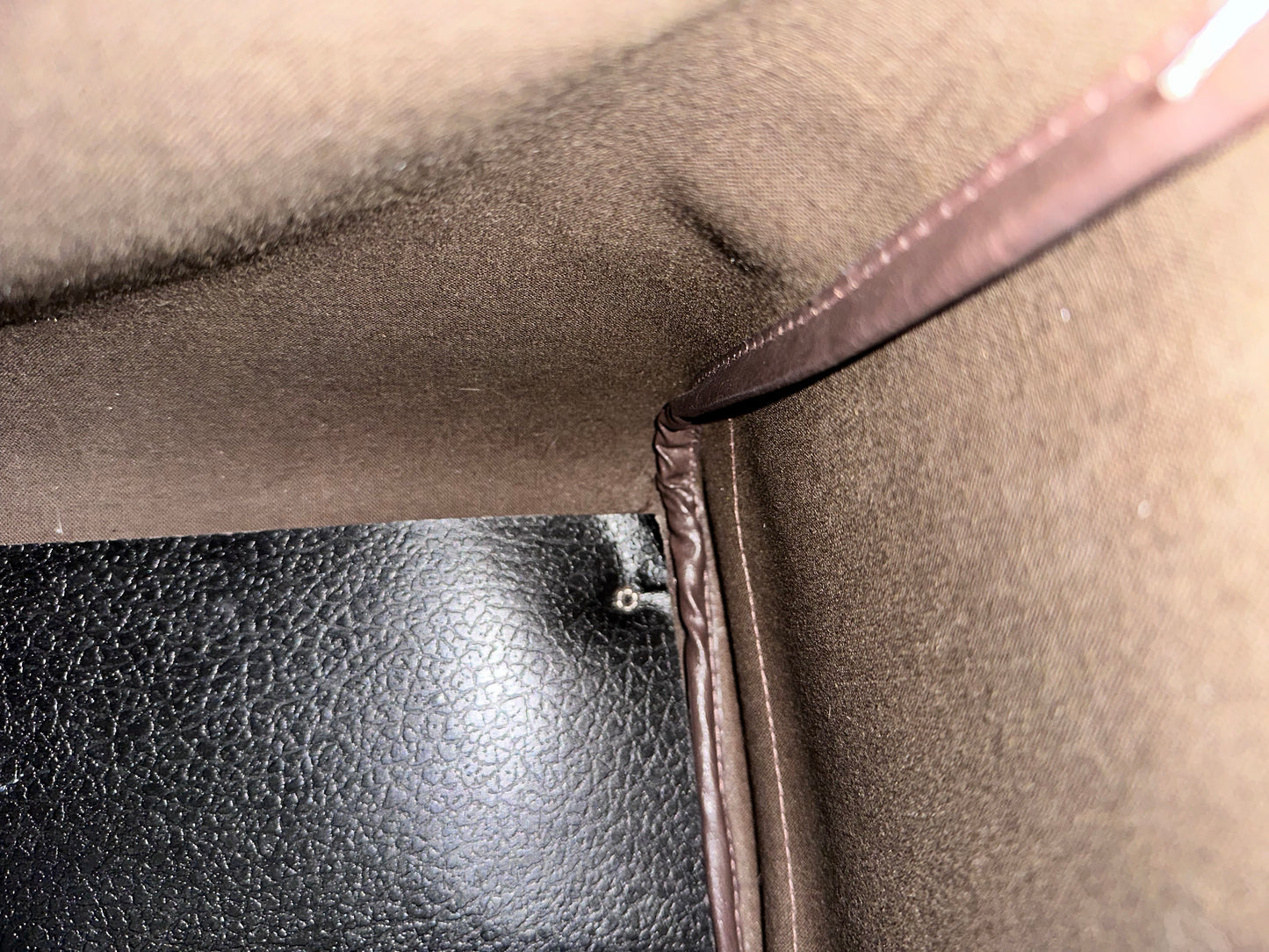 Burberry XXL Carry On Luggage Carrier Duffle Bag