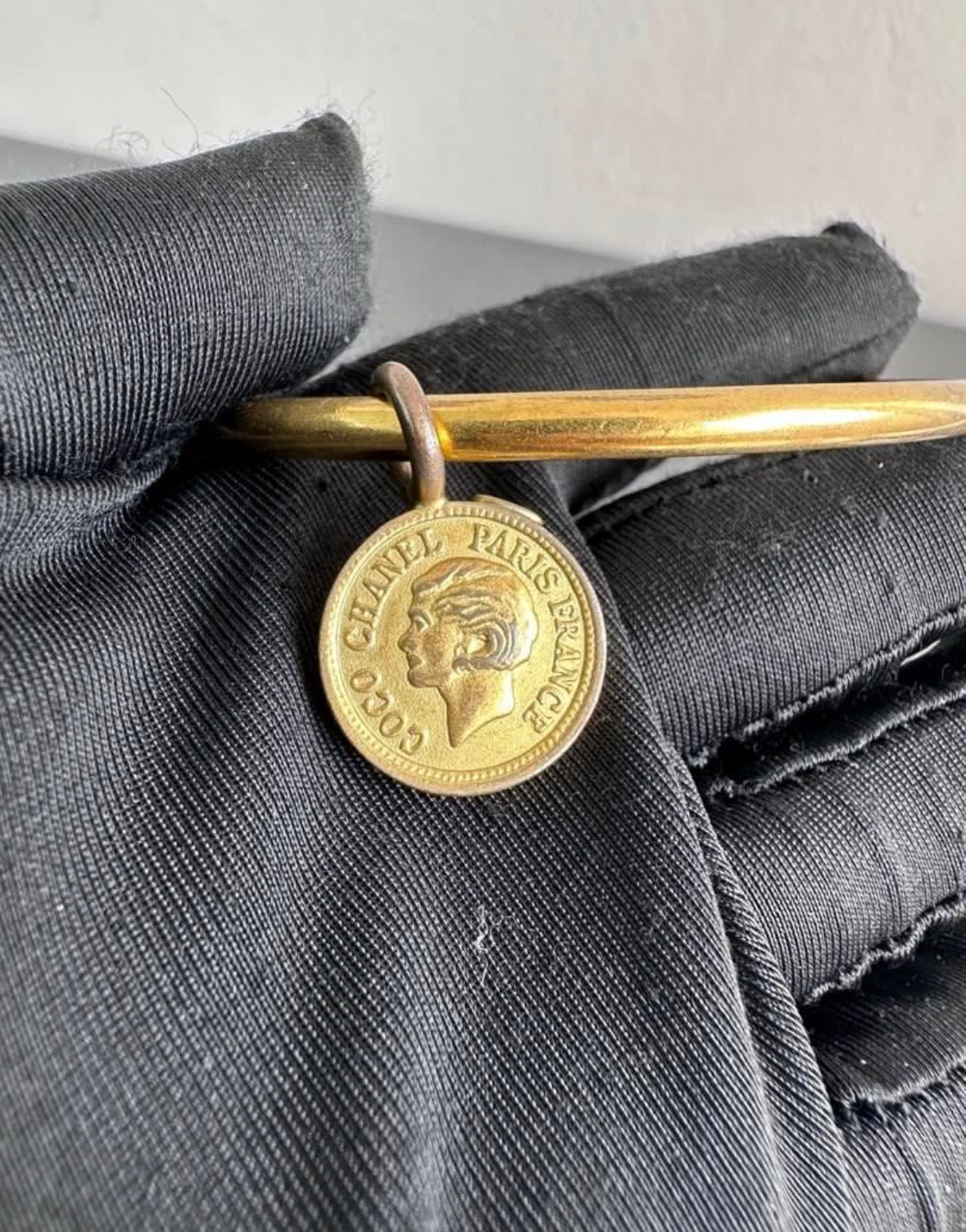 Chanel 1885 Vintage 24K Gold Paris Coin Medallion Charm Bangle Bracelet