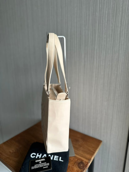 Chanel Vintage Beige Chocolate Bar Shoulder Tote Bag
