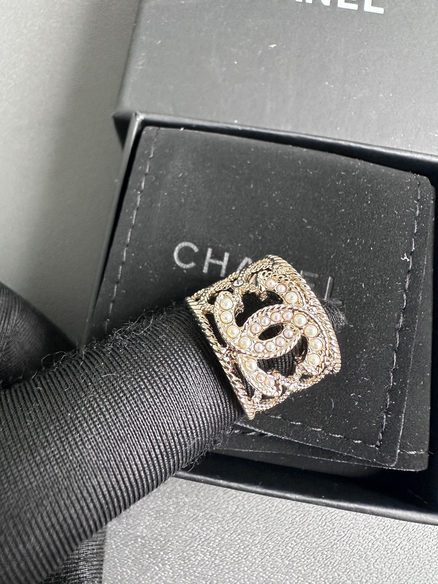 Chanel CC Pearl Mesh Ring Light Gold Hardware