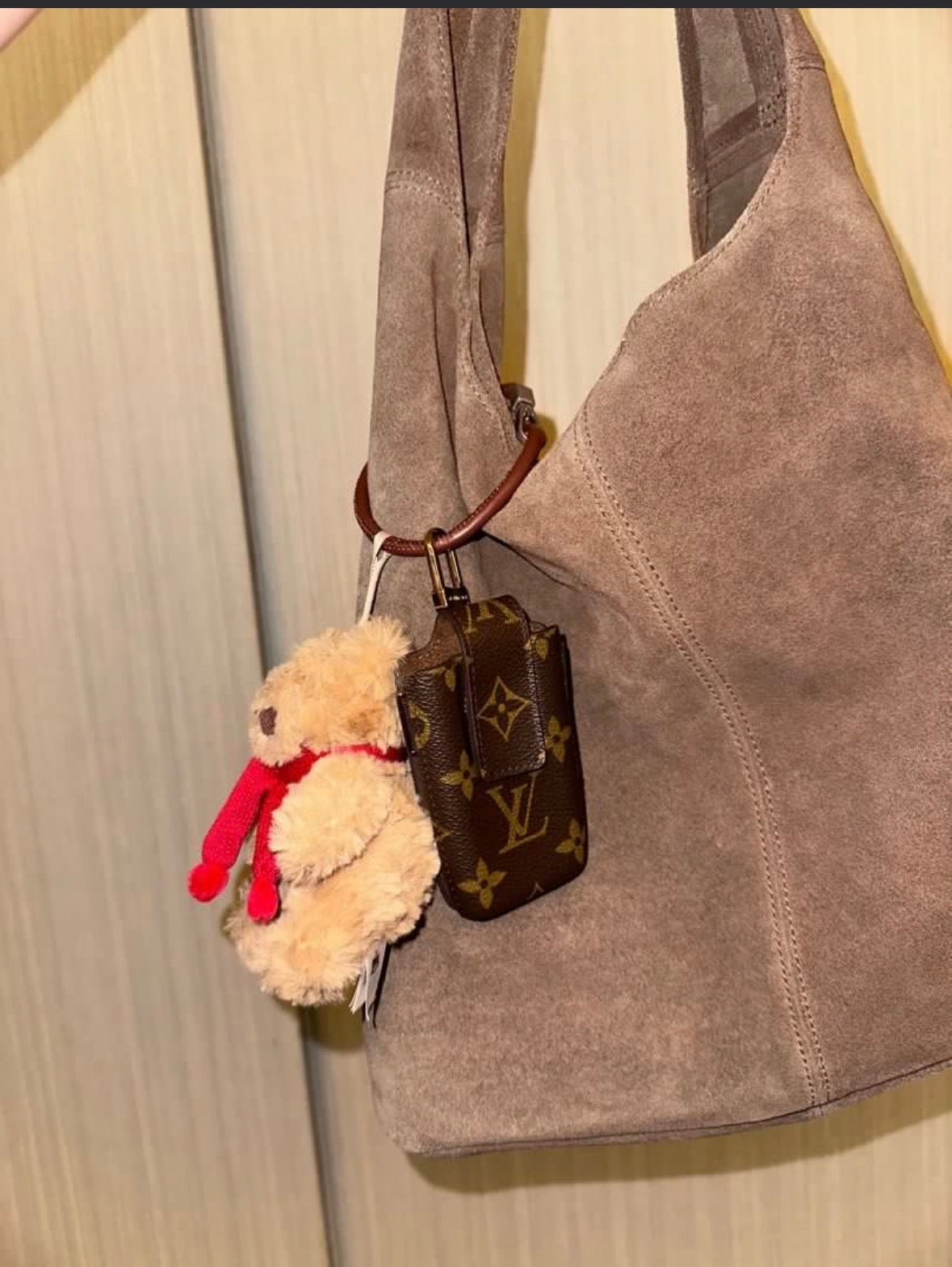 Louis Vuitton Monogram Phone Earpods Holder / Bag Charm / Key Chain