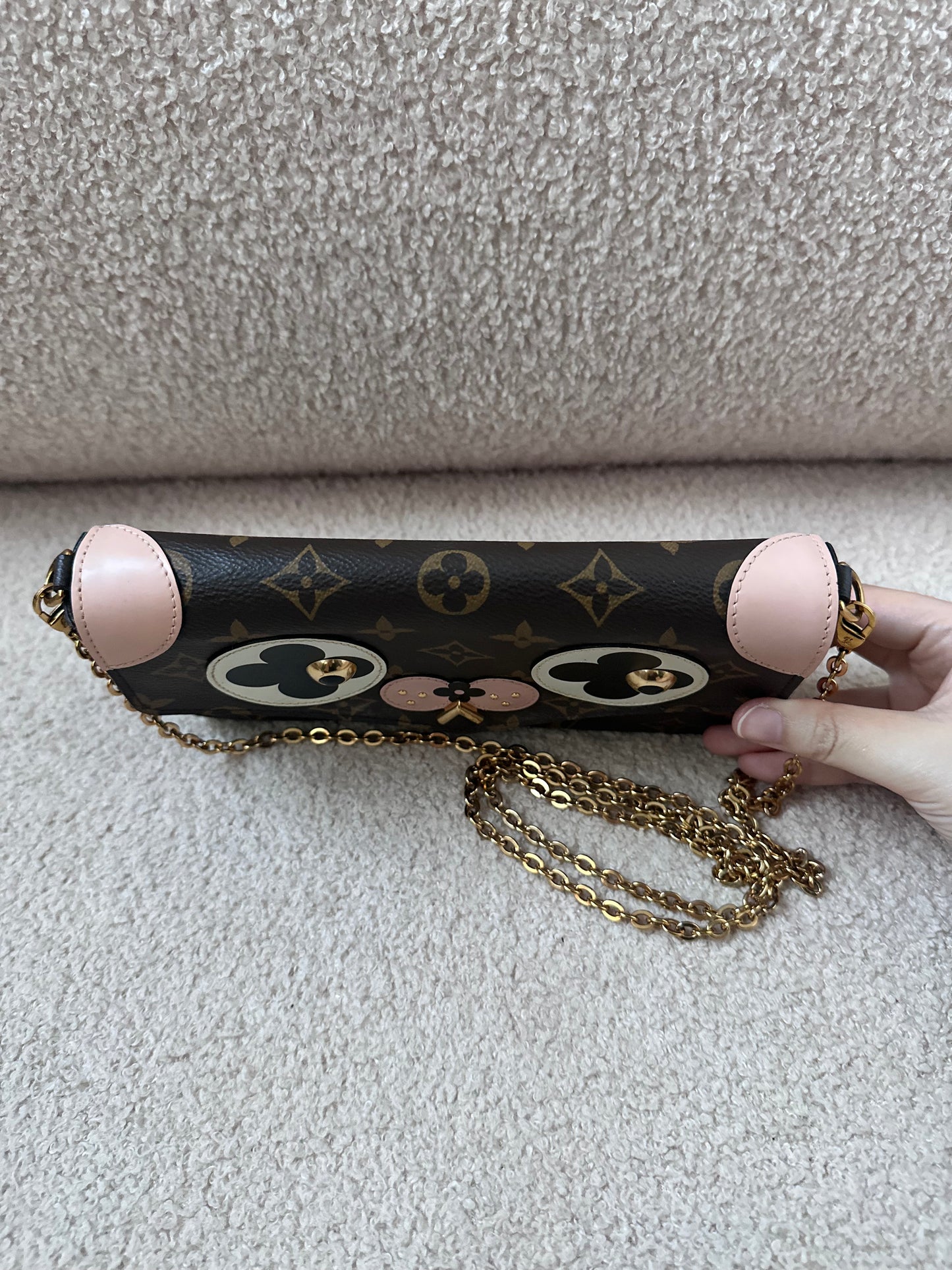 Louis Vuitton Limited Edition Valentine Dog Pochette Felicie Crossbody Bag - Monogram / Rose Ballerine