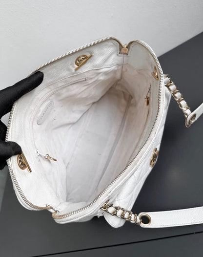 Chanel Caviar Quilted Hobo Shoppers Tote Bag - White / 24K Gold Plated Hardware