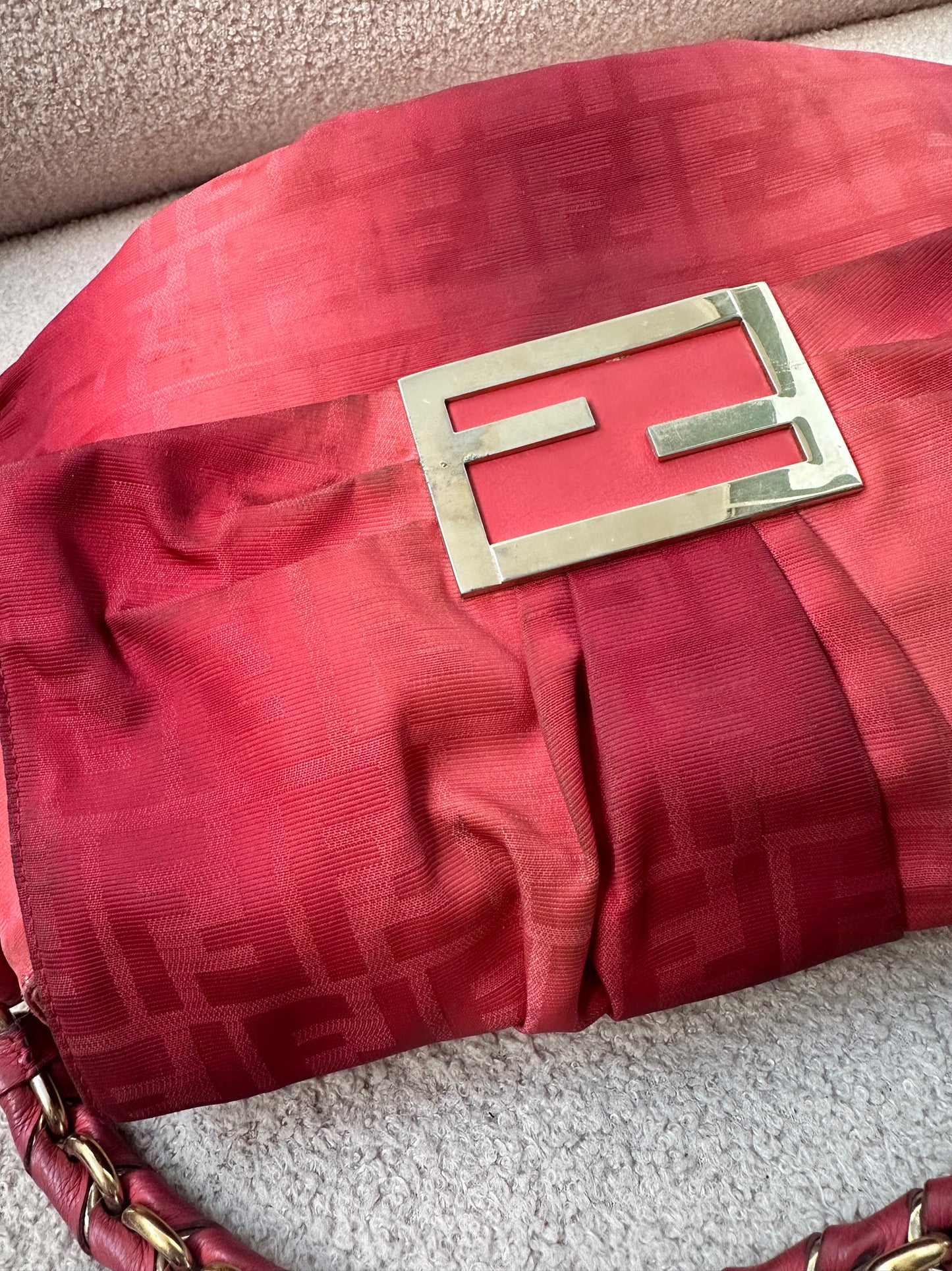 Fendi Mamma Baguette Red Fabric / Gold FF Hardware