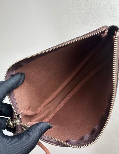 Louis Vuitton Monogram Pochette Accessoires Hobo Bag