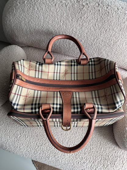 Burberry XXL Carry On Luggage Carrier Duffle Bag