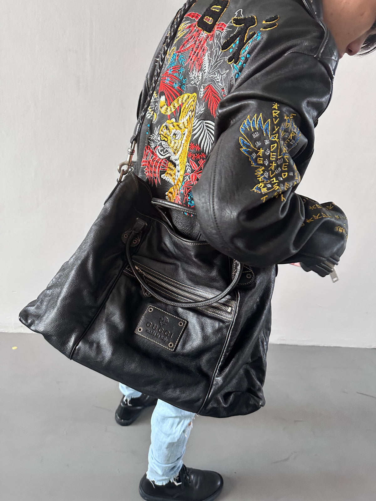 Gucci Voyager Black Leather Hobo Extra Large Tote Bag