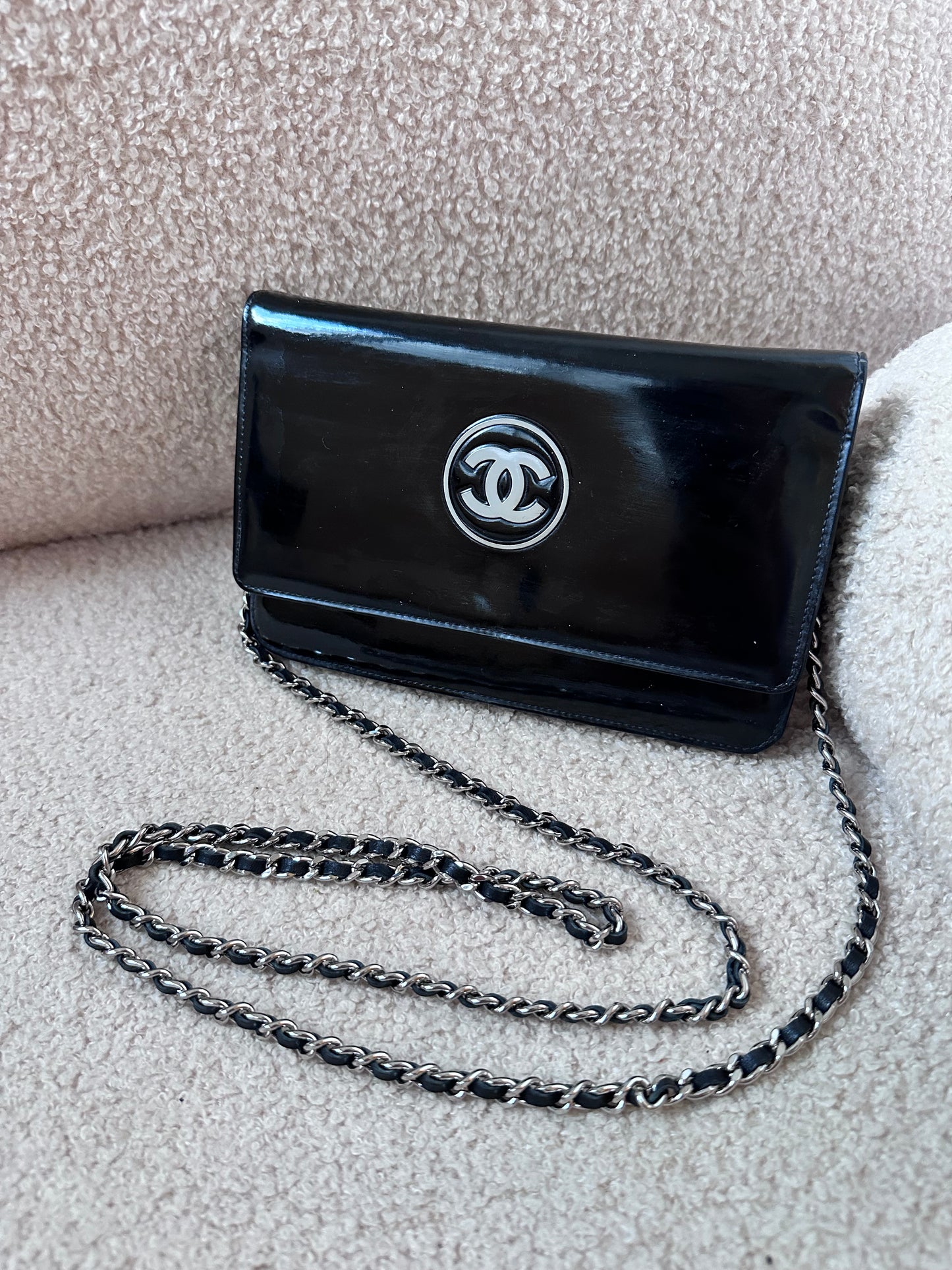 Chanel Vintage Wallet On Chain Bag - Black Patent