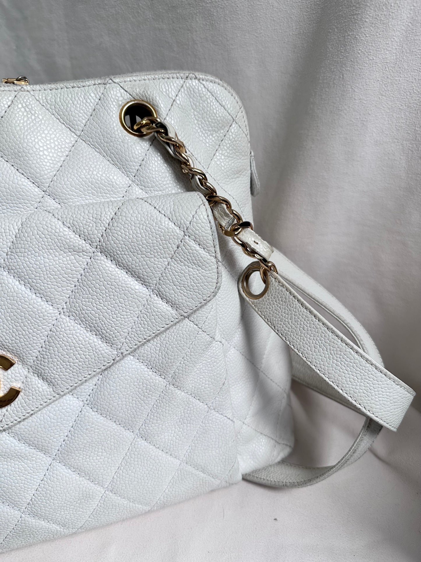 Chanel Caviar Quilted Hobo Shoppers Tote Bag - White / 24K Gold Plated Hardware