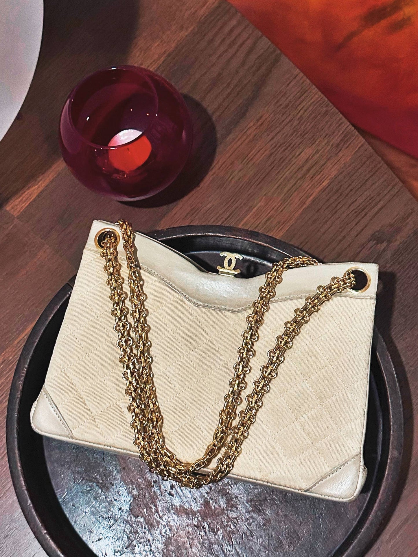 Chanel Vintage Kisslock Quilted Shoulder Bag - 24K Gold Plated Hardware