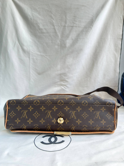 Louis Vuitton Abbesses Monogram Messenger Bag