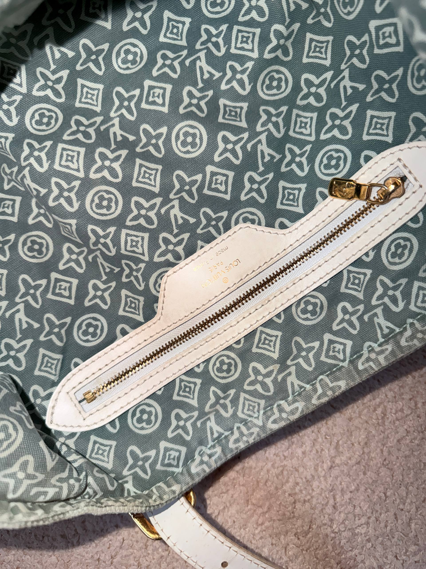 Louis Vuitton by Marc Jacobs 2008 Tahitienne Cabas PM Tote
