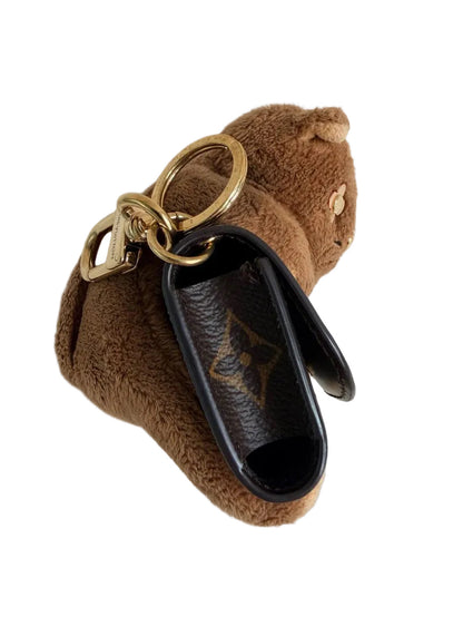 Limited Edition Louis Vuitton 2025 Cat Plushie Earpods Case Bag Charm