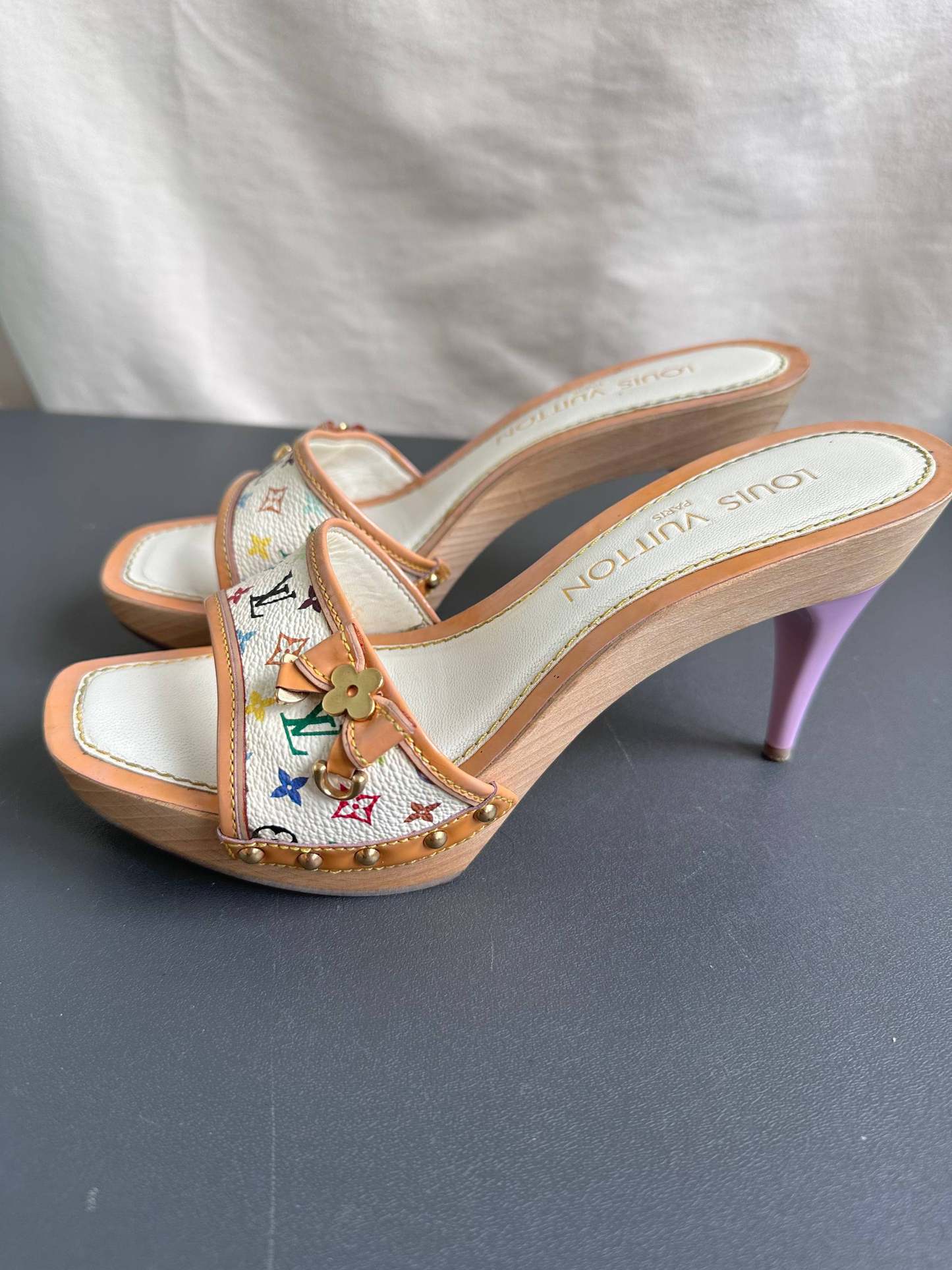Louis Vuitton 2003 White Takashi Murakami Ribbon Mules Heels