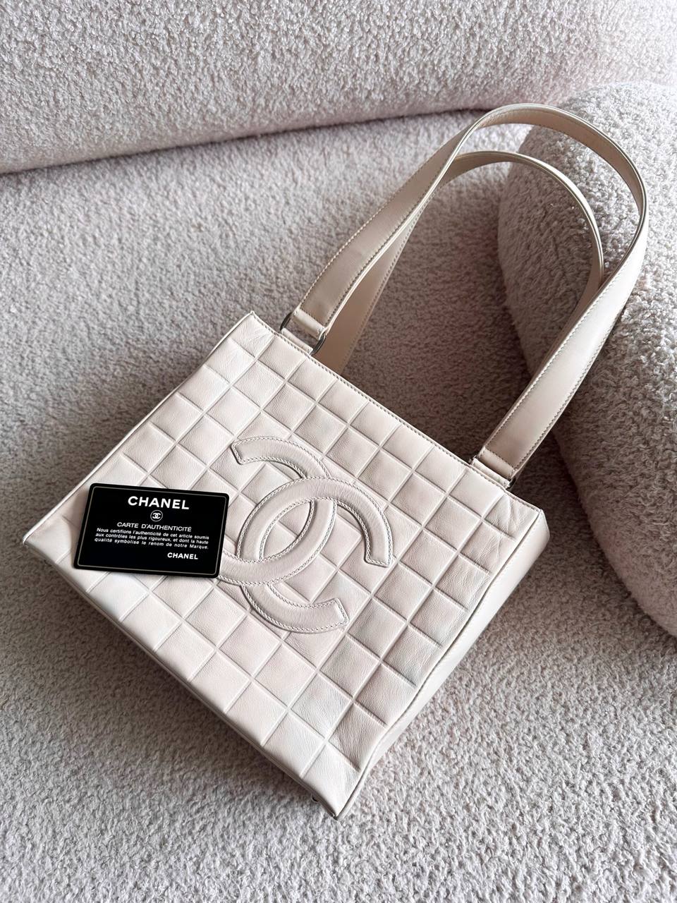 Chanel Vintage Beige Chocolate Bar Shoulder Tote Bag